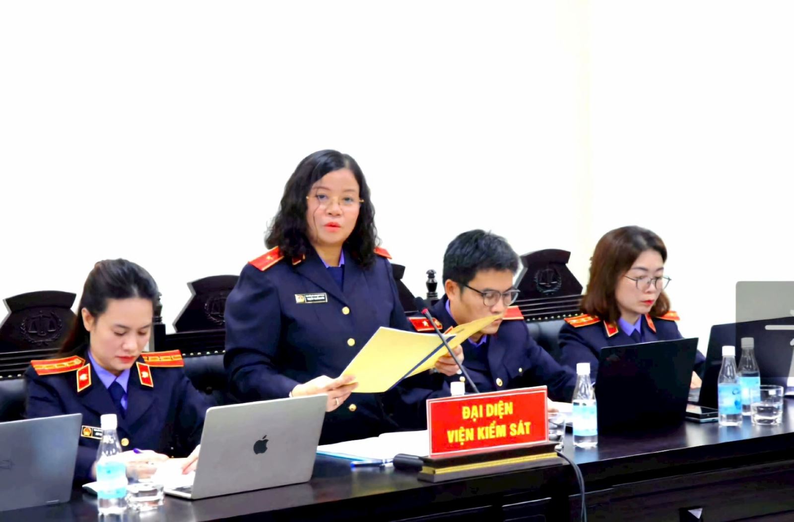 Sản xuất và buôn bán hàng giả - Vai trò của luật sư trong dẫn dắt doanh nghiệp vượt qua khủng hoảng